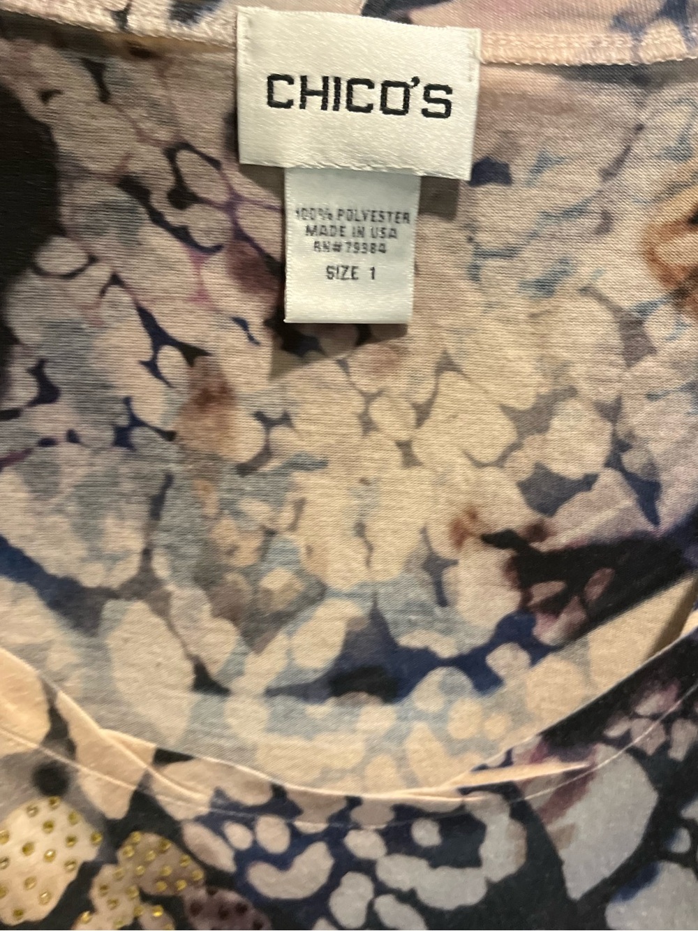 57. WOMENS CHICO’S 1/M DETAIL TOP - Picture 2 of 4